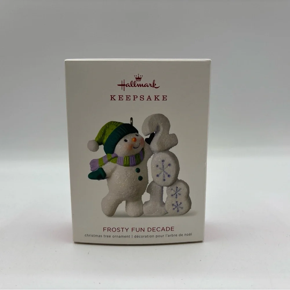 Hallmark Keepsake 2018 Frosty Fun Decade‎ Christmas Tree Ornament 9th In Series